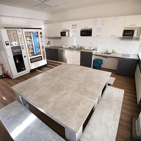 Hostel Messe Laatzen Екстер'єр фото